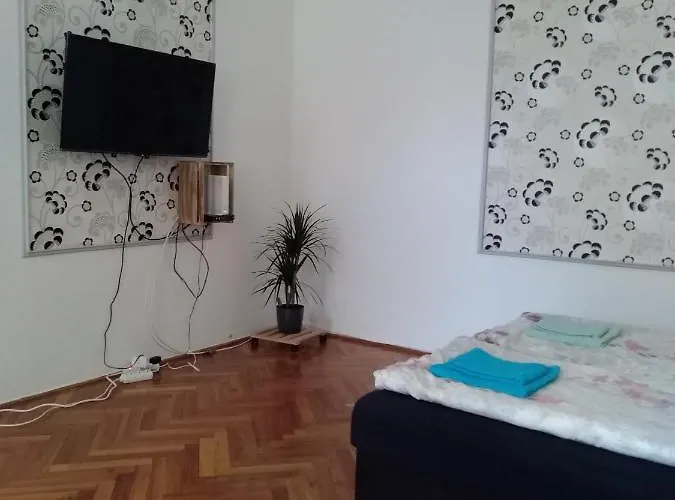 Apartament Kriston *